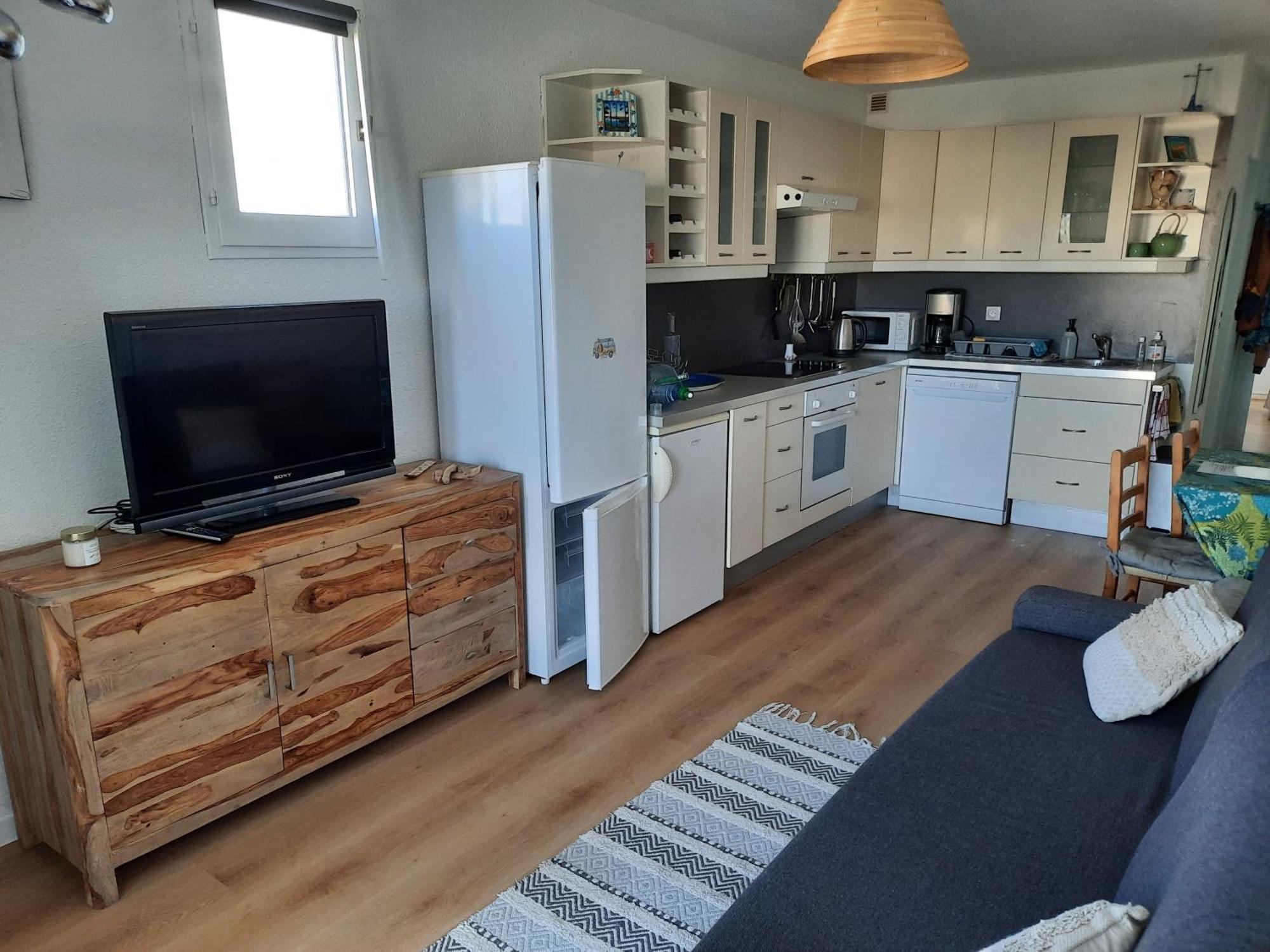 Joli T2 38 M2 Renove Idealement Situe Сеньосс Екстер'єр фото